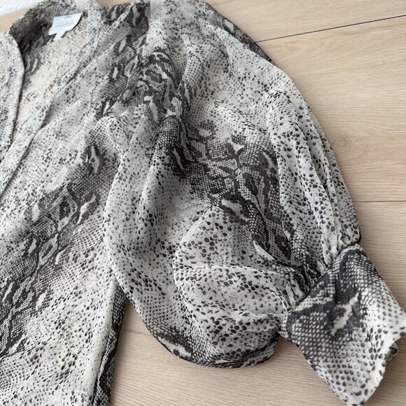 Mare Mare x Anthropologie Puff Sleeve Grey & White Python Print Sheer Blouse (L) - Picture 6 of 16